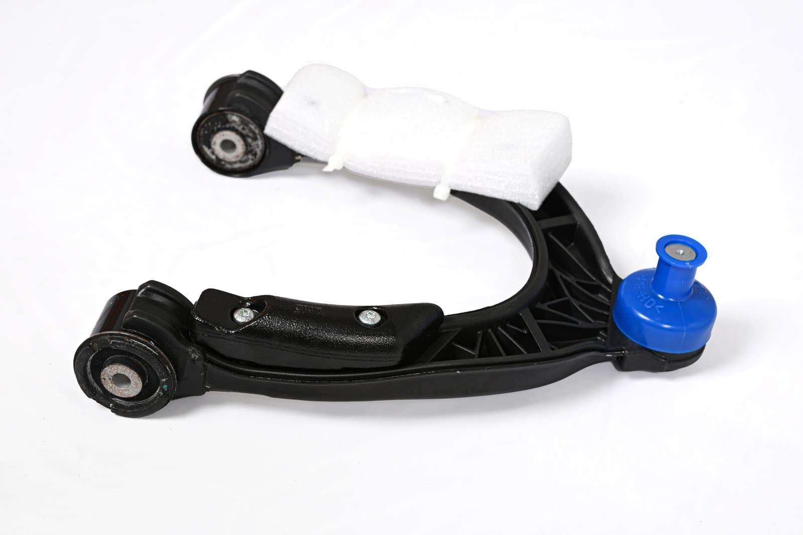 Braço de Suspensão Superior Dianteiro Esquerdo Model 3 / Model Y